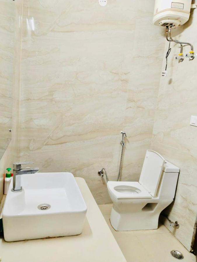 Divine India Service 2bhk, 2a Saket Apartment *