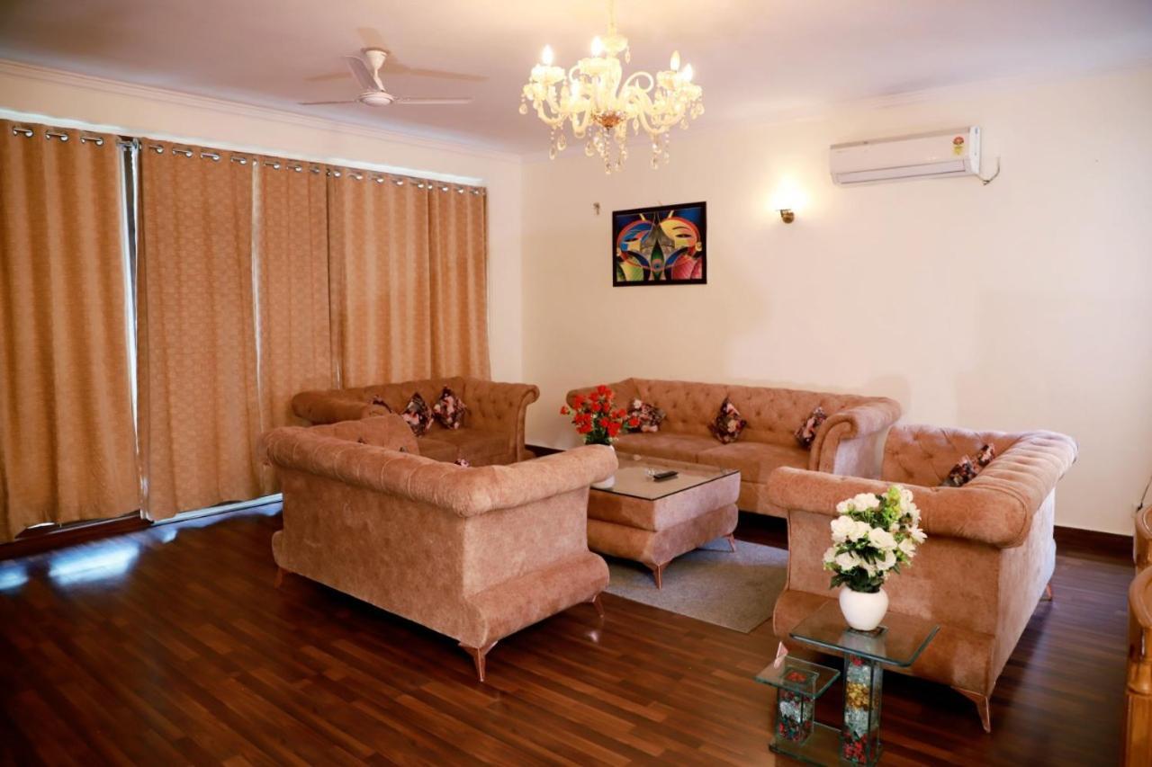 Apartment Divine India Service 2bhk, 2a Saket